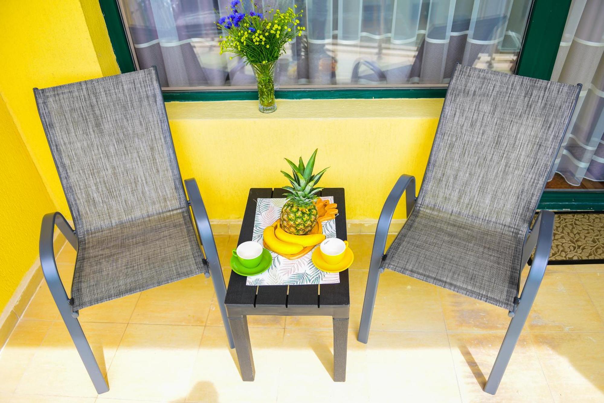 Charming Sunny Apartment+Swimming Pool Святые Константин и Елена Экстерьер фото