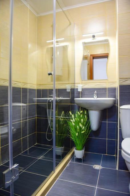 Charming Sunny Apartment+Swimming Pool Святые Константин и Елена Экстерьер фото