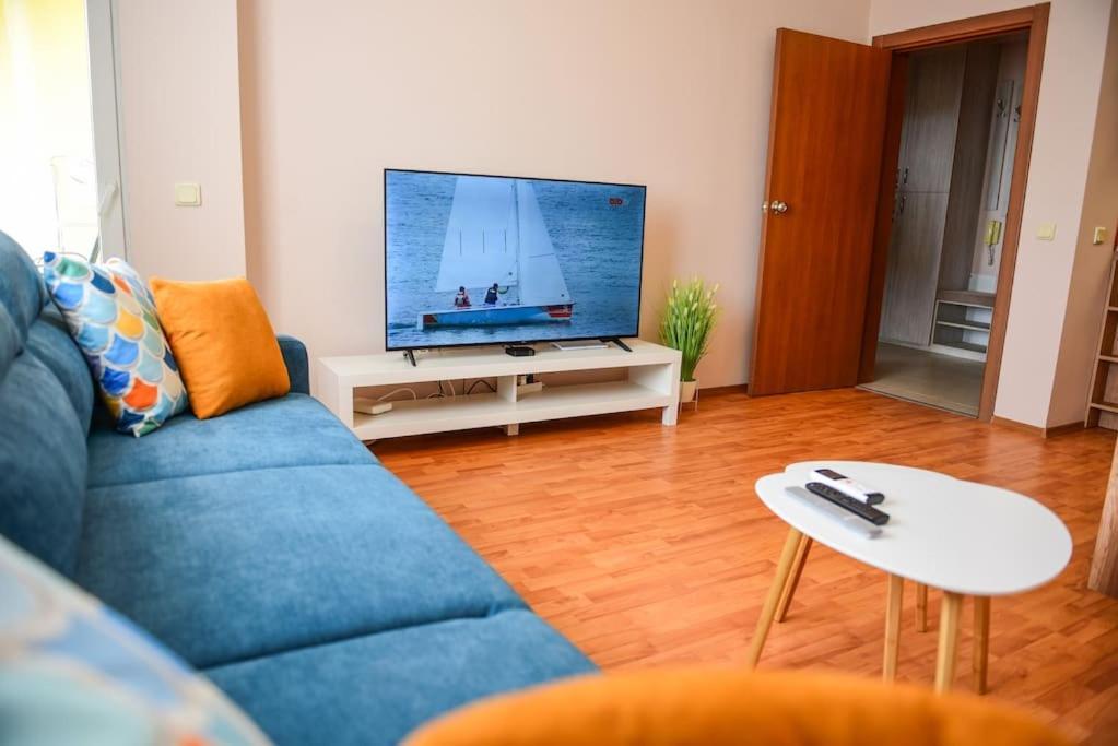 Charming Sunny Apartment+Swimming Pool Святые Константин и Елена Экстерьер фото